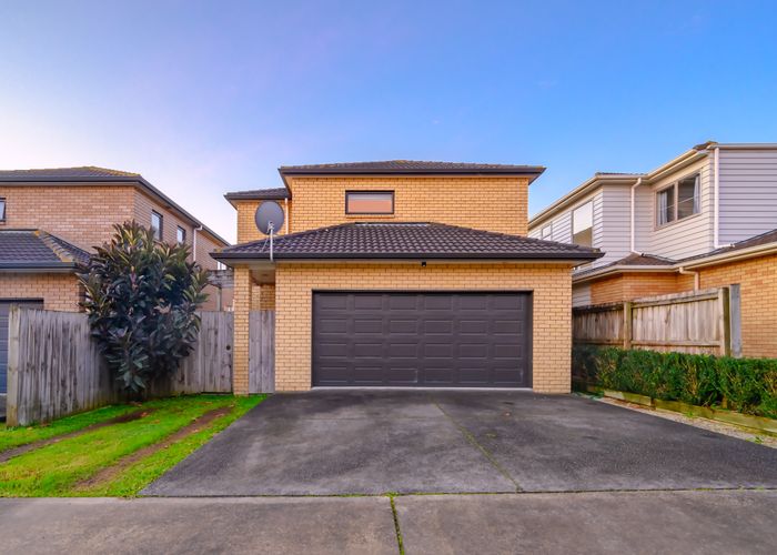  at 11 Agapanthus Place, Flat Bush, Auckland