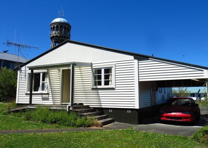  at 10 Bastia Avenue, Bastia Hill, Whanganui