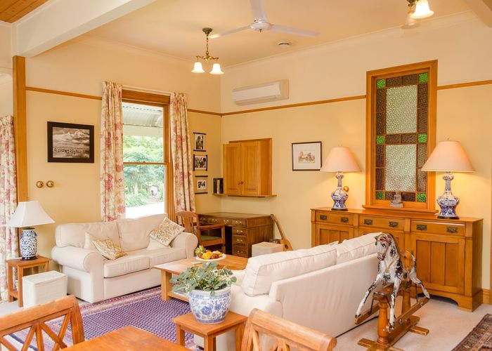  at 8 Hilton Road, Carterton