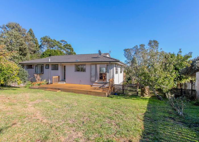  at 117 Wirihana Road, Titirangi, Auckland