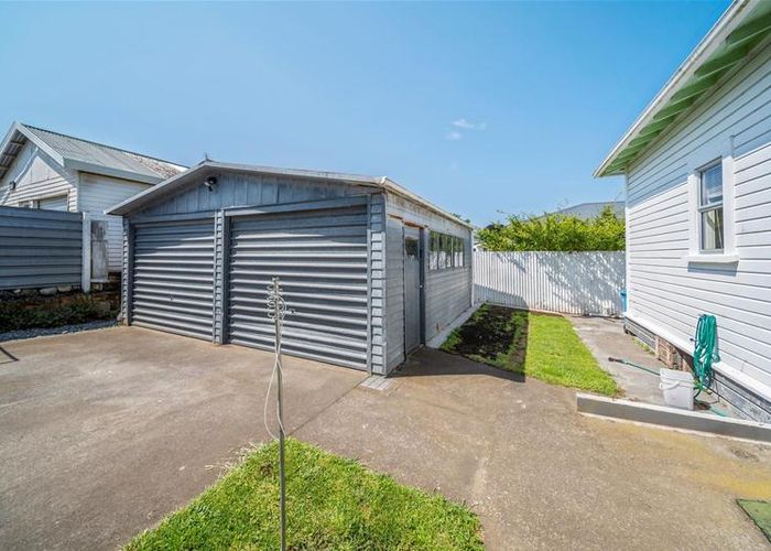 Free property data for 8 Argyle Street, Hawera homes.co.nz