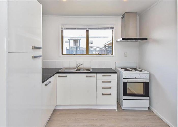  at 10 Massine Place, Randwick Park, Auckland