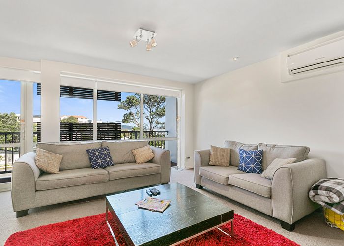  at 2/142 Onslow Road, Khandallah, Wellington