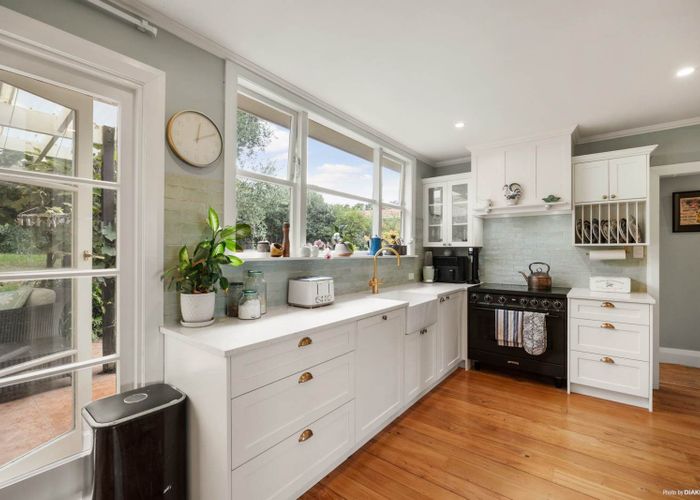  at 36 Arthur Road, Hill Park, Manukau City, Auckland