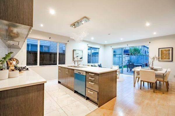  at 22 Ballindrait Drive, Flat Bush, Manukau City, Auckland