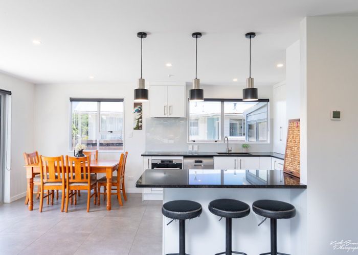  at 119 California Drive, Totara Park, Upper Hutt