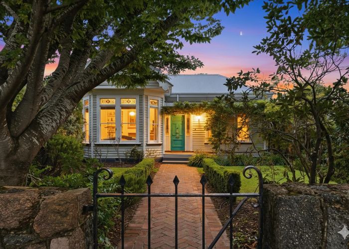  at 122A Fisher Avenue, Beckenham, Christchurch City, Canterbury