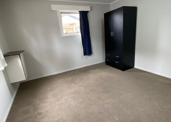  at 25 Miles Avenue, Papatoetoe, Auckland
