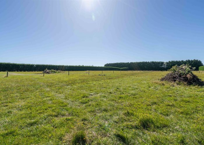  at 100 Steel Road, West Plains, Invercargill