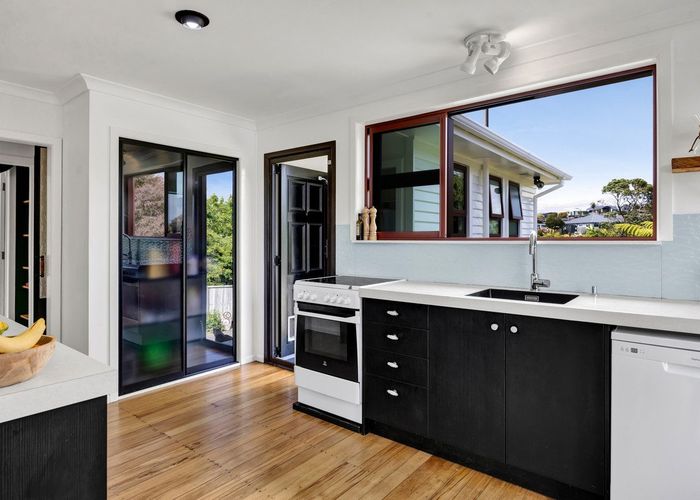  at 158B Tukapa Street, Westown, New Plymouth