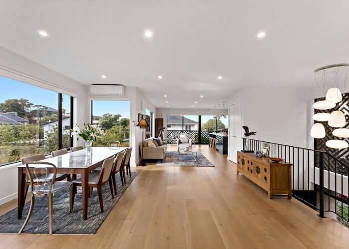  at 2/204 Riddell Road, Glendowie, Auckland City, Auckland