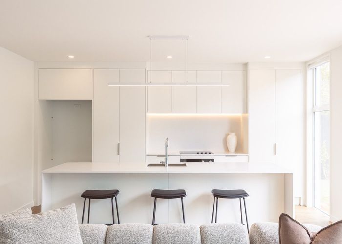  at 196 Main Road, Redcliffs, Christchurch City, Canterbury