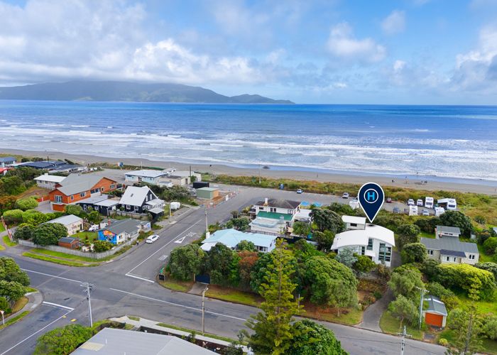  at 89 Tutere Street, Waikanae Beach, Waikanae