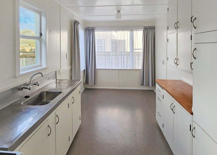  at 2 Avery Grove, Boulcott, Lower Hutt, Wellington