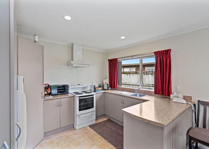  at 11 Fuller Close, Levin