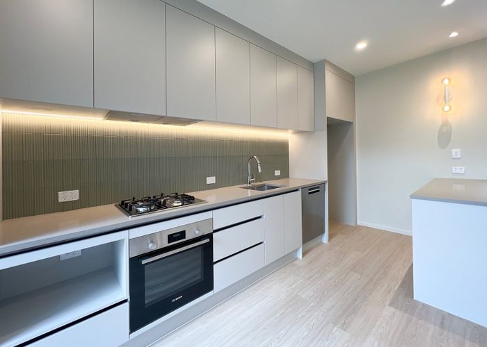  at 46A Tiroroa Avenue, Te Atatu South, Waitakere City, Auckland