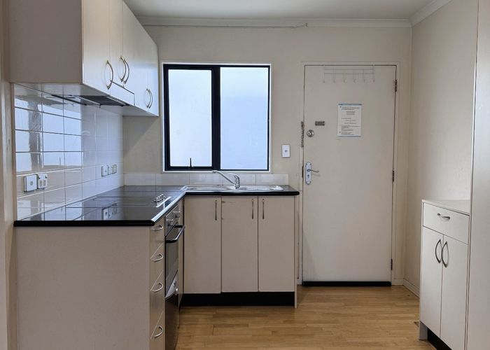  at 176 Broadway, Newmarket, Auckland City, Auckland