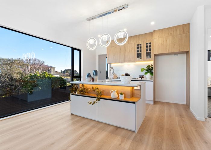 at 73 Wiseley Road, West Harbour, Waitakere City, Auckland