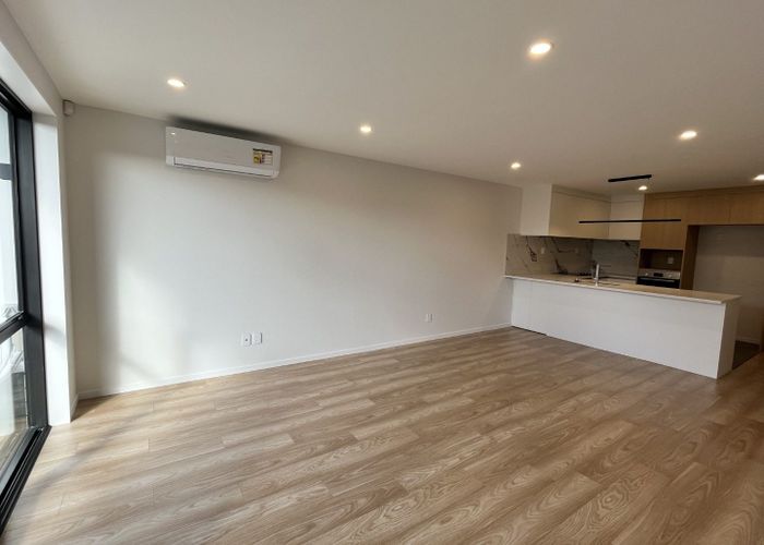  at 8/32B Westgate Drive, Westgate, Waitakere City, Auckland