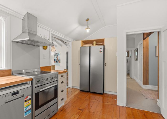  at 402 Kaka Amu Road, Rangitumau, Masterton