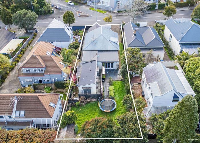  at 32 Green lane East, Remuera, Auckland City, Auckland