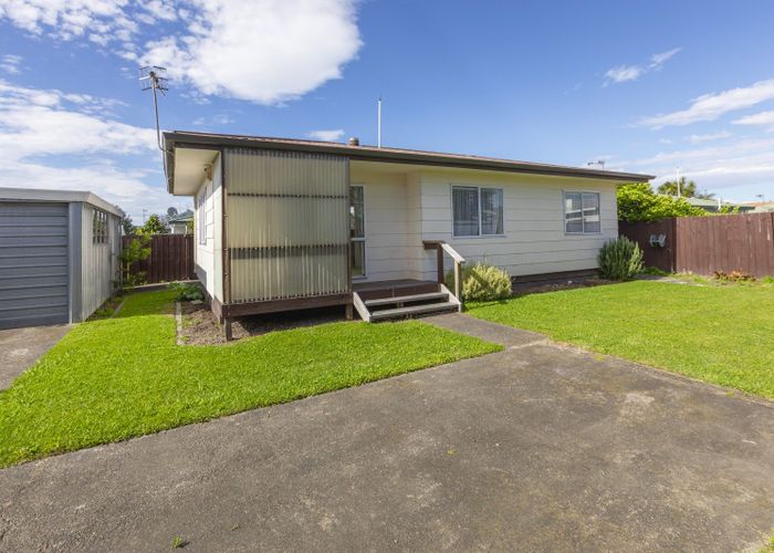  at 2/15 Bedford Road, Marewa, Napier