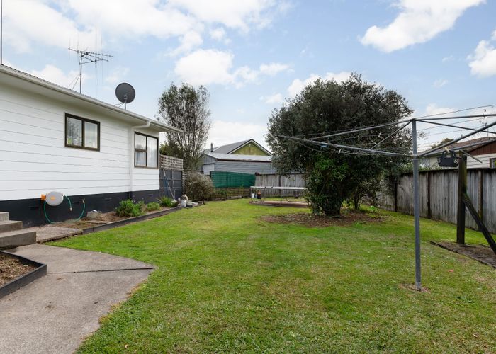  at 18 Bradley Place, Nawton, Hamilton