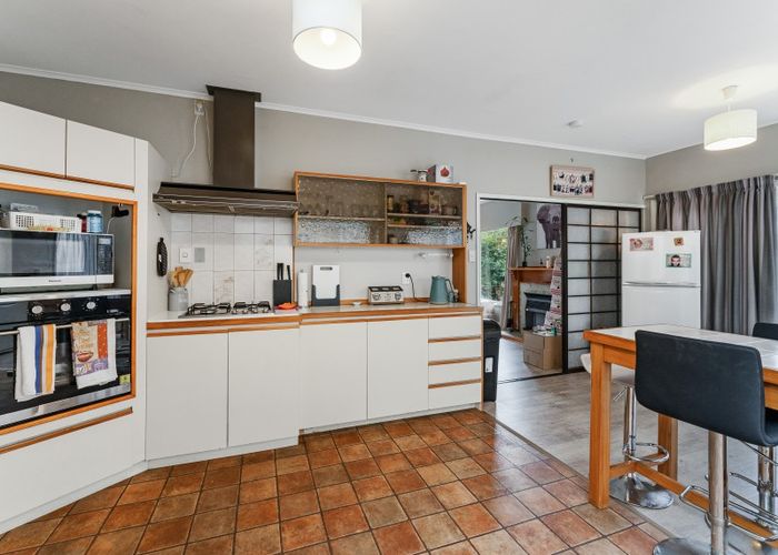  at 16 Eatwell Avenue, Paraparaumu Beach, Paraparaumu