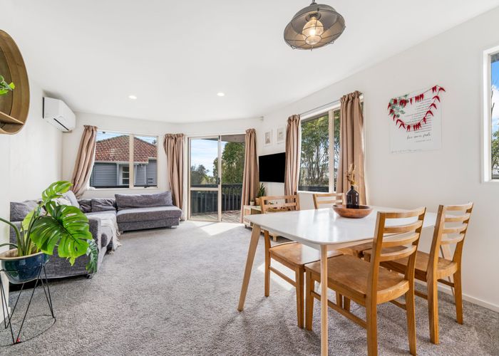  at 140 Titirangi Road, New Lynn, Auckland