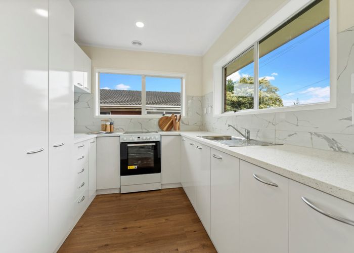  at 1/165 View Road, Sunnyvale, Waitakere City, Auckland