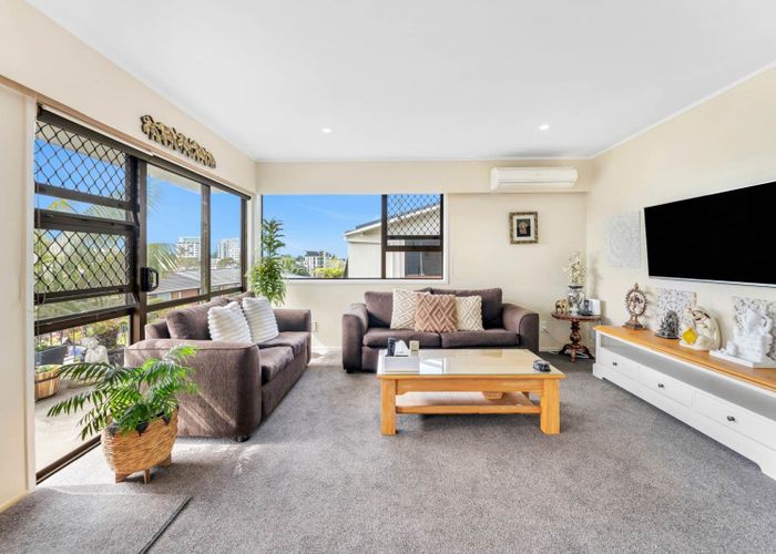  at 10/9 Evans Road, Glen Eden, Waitakere City, Auckland