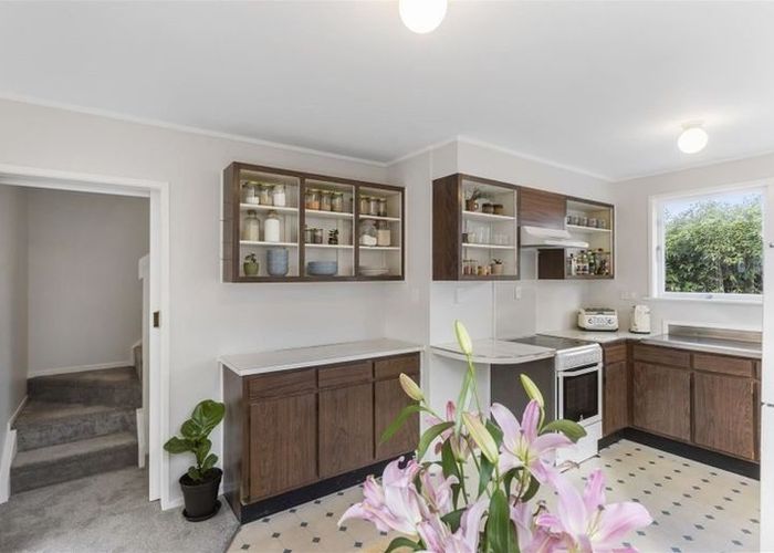  at 5/92 Owairaka Avenue, Owairaka, Auckland