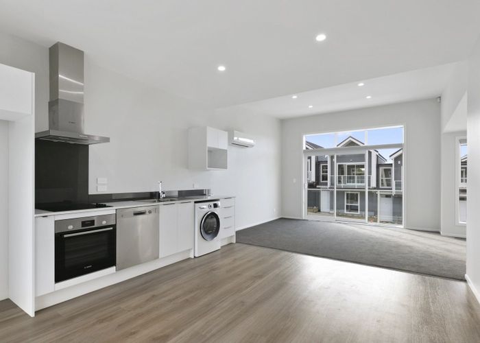  at 10 Kohu Way, Whitby, Porirua, Wellington