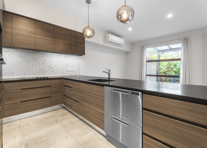  at 8 Gateway Avenue, Beachlands, Manukau City, Auckland