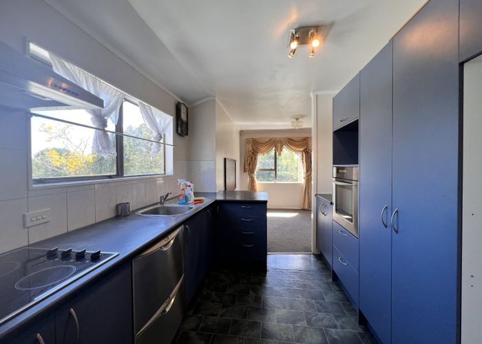  at 32A Sikkim Crescent, Clover Park, Auckland