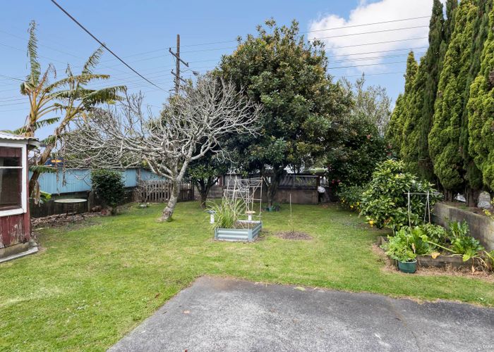  at 1/127 Swanson Road, Henderson, Auckland