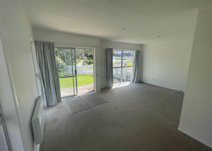  at 2/59 Stredwick Drive, Torbay, North Shore City, Auckland
