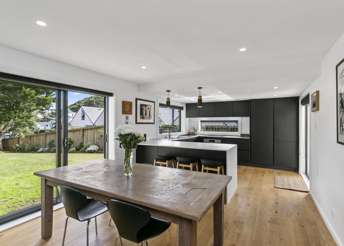  at 98 Kaikoura Street, Maupuia, Wellington