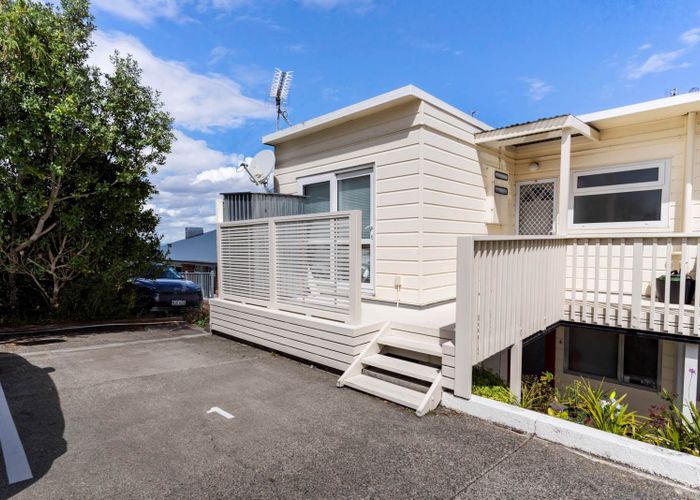  at 1/340 Hillsborough Road, Mount Roskill, Auckland