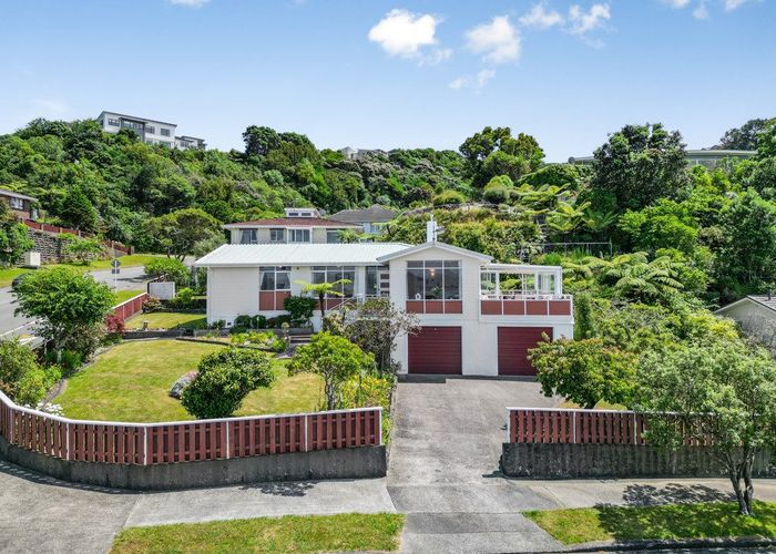  at 36 Dowse Drive, Maungaraki, Lower Hutt