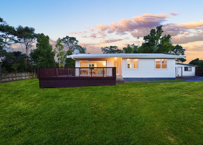  at 43 Riverpark Crescent, Henderson, Waitakere City, Auckland