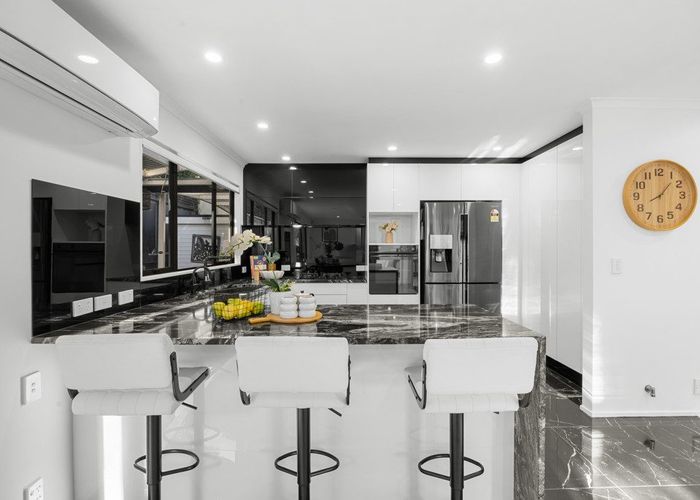  at 42 Rosepark Crescent, Remuera, Auckland City, Auckland