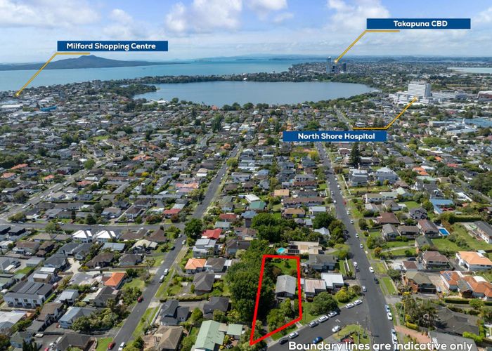  at 4 Lanark Street, Milford, North Shore City, Auckland