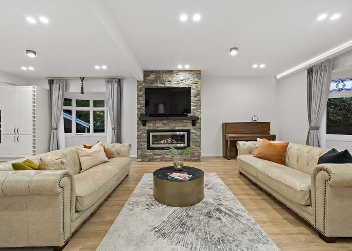  at 8 Renown Avenue, Greenlane, Auckland