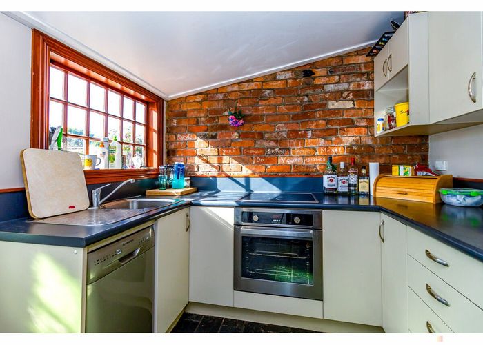 at 22 Memorial Avenue, Parkside, Timaru