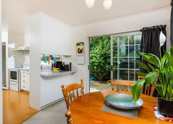  at 24 Cranston Street, Torbay, Auckland