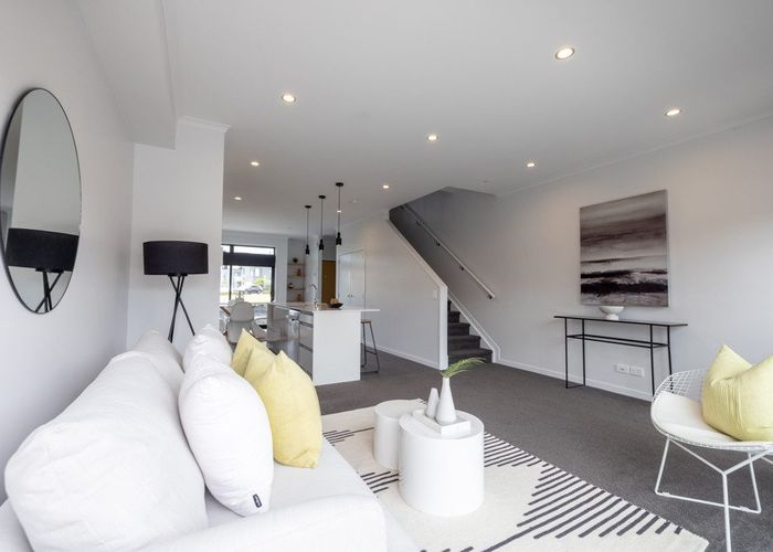  at 10 Alexander Willis Crescent, Hobsonville, Waitakere City, Auckland