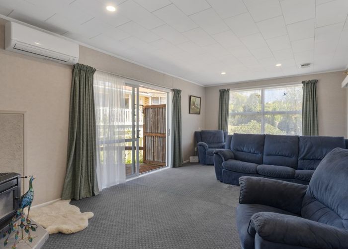  at 8 Hall Crescent, Taumarunui
