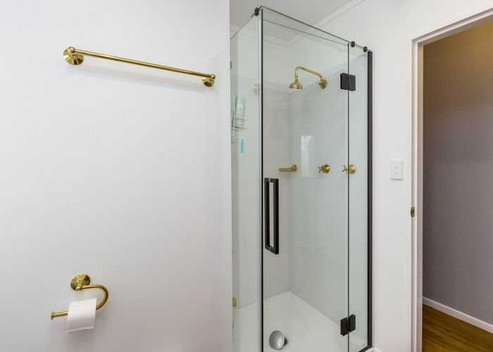 at 88 Avro Road, Blue Mountains, Upper Hutt