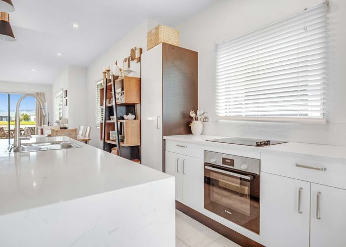  at 33/101 Harbour Drive, Matarangi, Whitianga